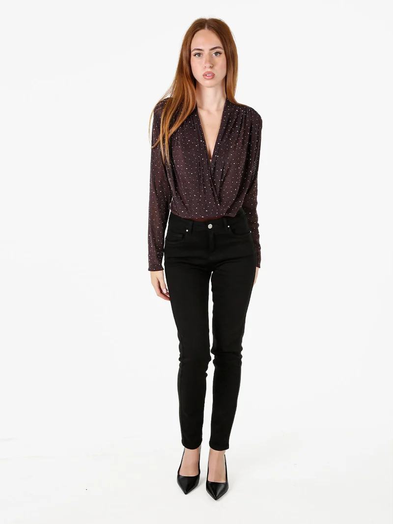 Top body da donna velato a maniche lunghe con micro borchie - moro
