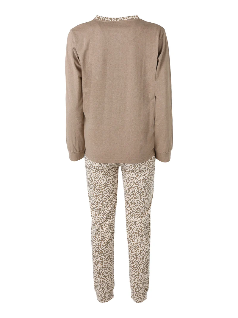 Pigiama lungo da donna in caldo cotone con stampa animalier - sabbia