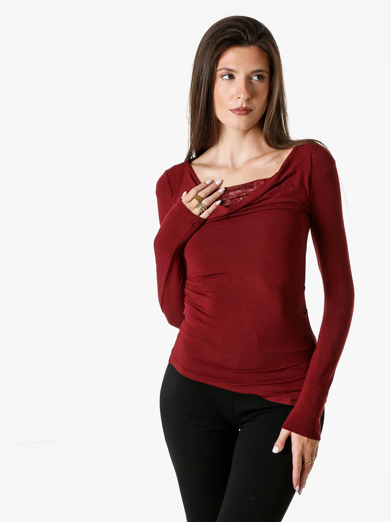 Top donna a maniche lunghe con scollo a cascata e dettaglio in pizzo - bordeaux