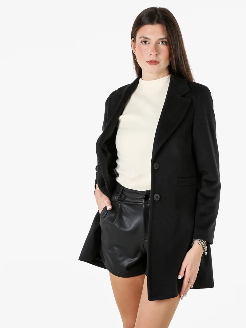 Cappotto classico da donna con bottoni e stampa texture - nero