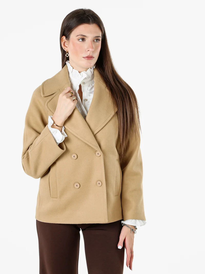 Cappotto corto da donna a doppiopetto - cammello