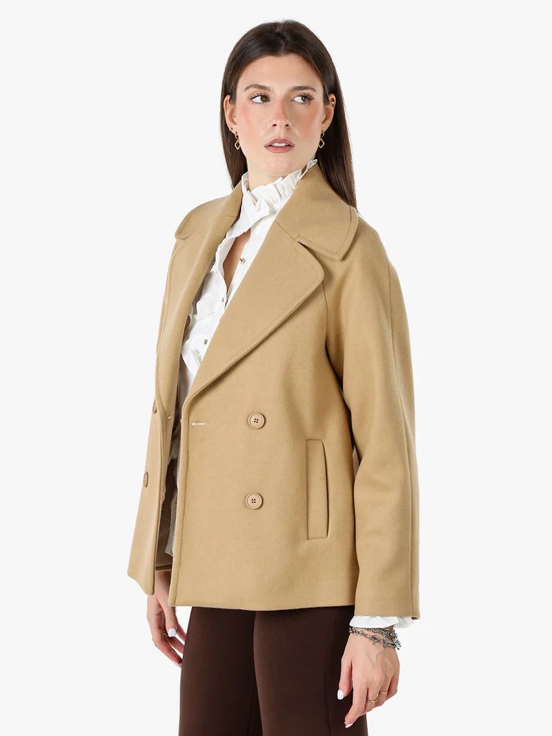 Cappotto corto da donna a doppiopetto - cammello