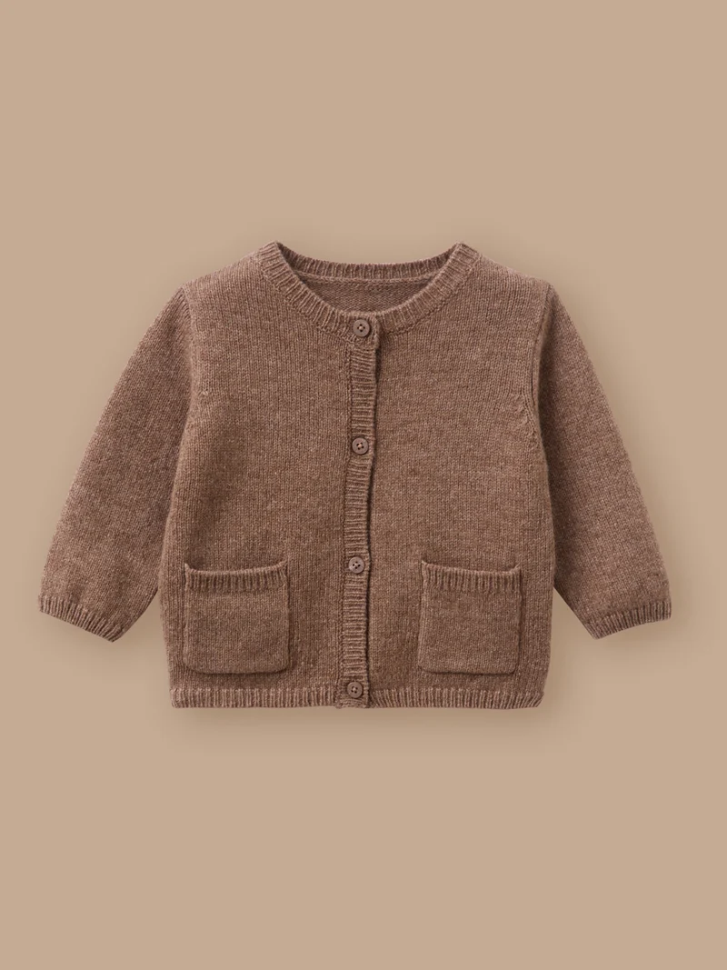 Baby-Cardigan mit Wolle