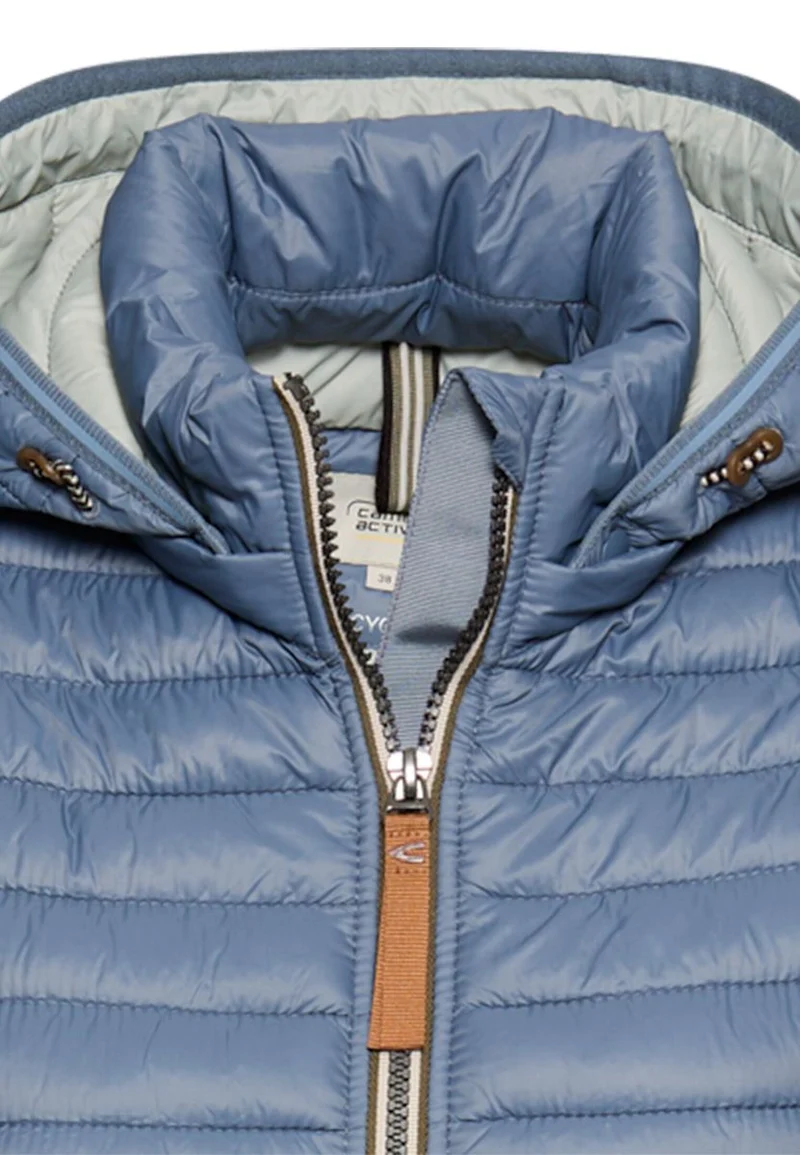 Wasserabweisende Steppjacke mit Reißverschlusstaschen