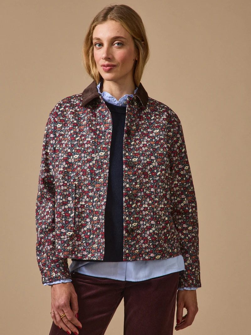 Damenjacke aus Liberty-Stoff Petal and Daisy