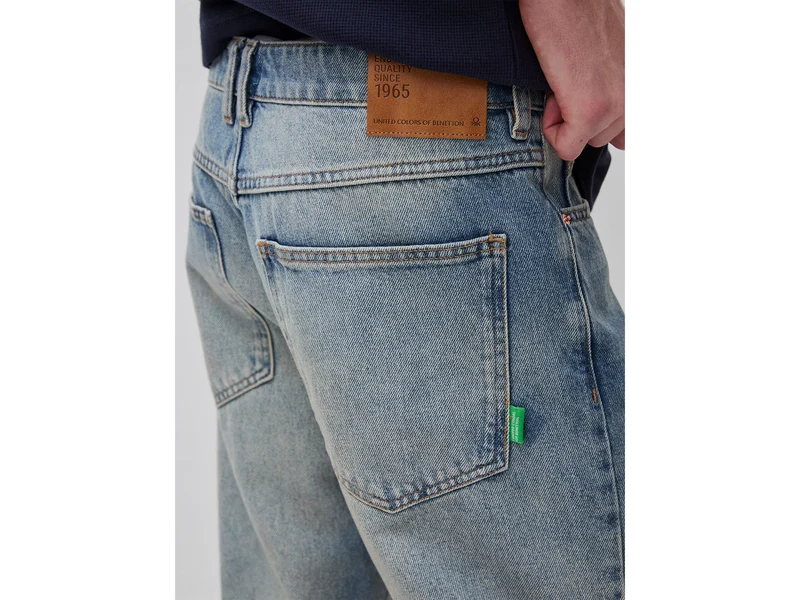 Jeans mit lockerer Passform