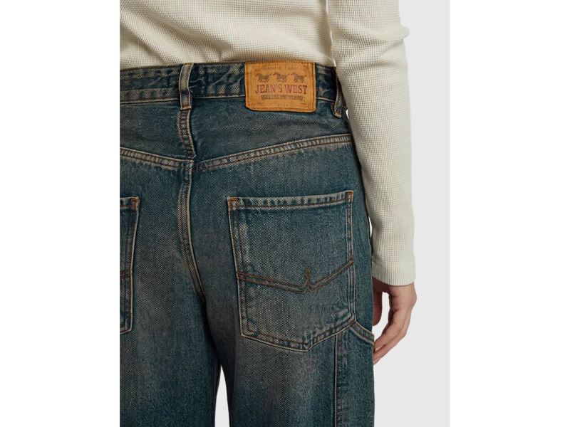 Jeans im Vintage-Stil mit lässiger Passform