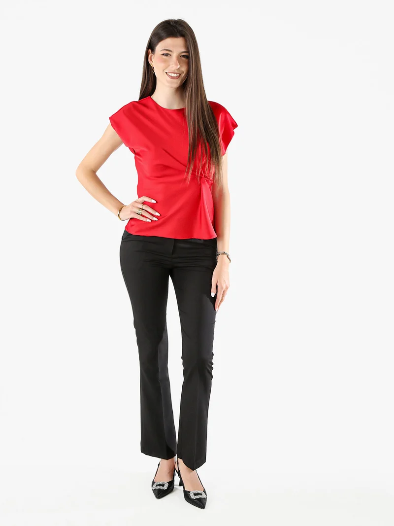 Blusa donna a maniche corte in tessuto effetto raso - rosso