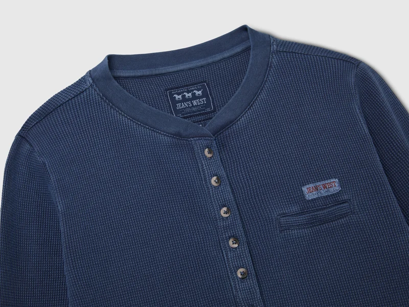 Henley-T-Shirt im Vintage-Stil