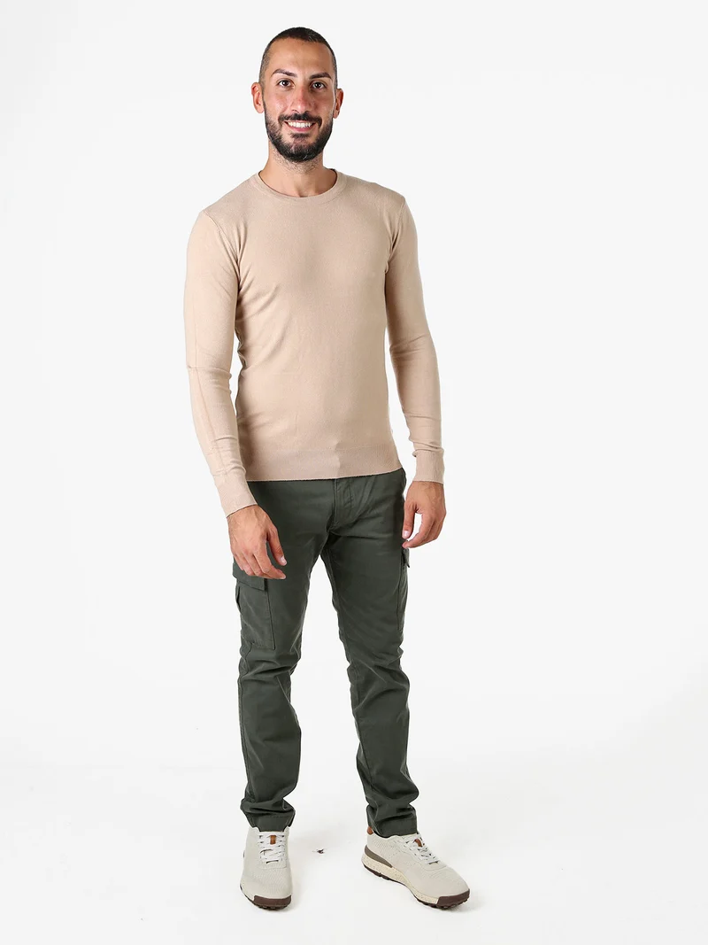 Maglia girocollo da uomo in tinta unita - cammello