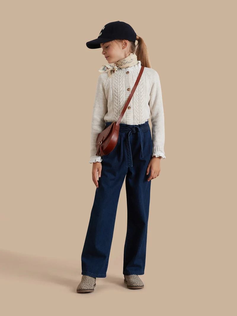 Mädchenhose aus leichtem Denim, weit geschnitten