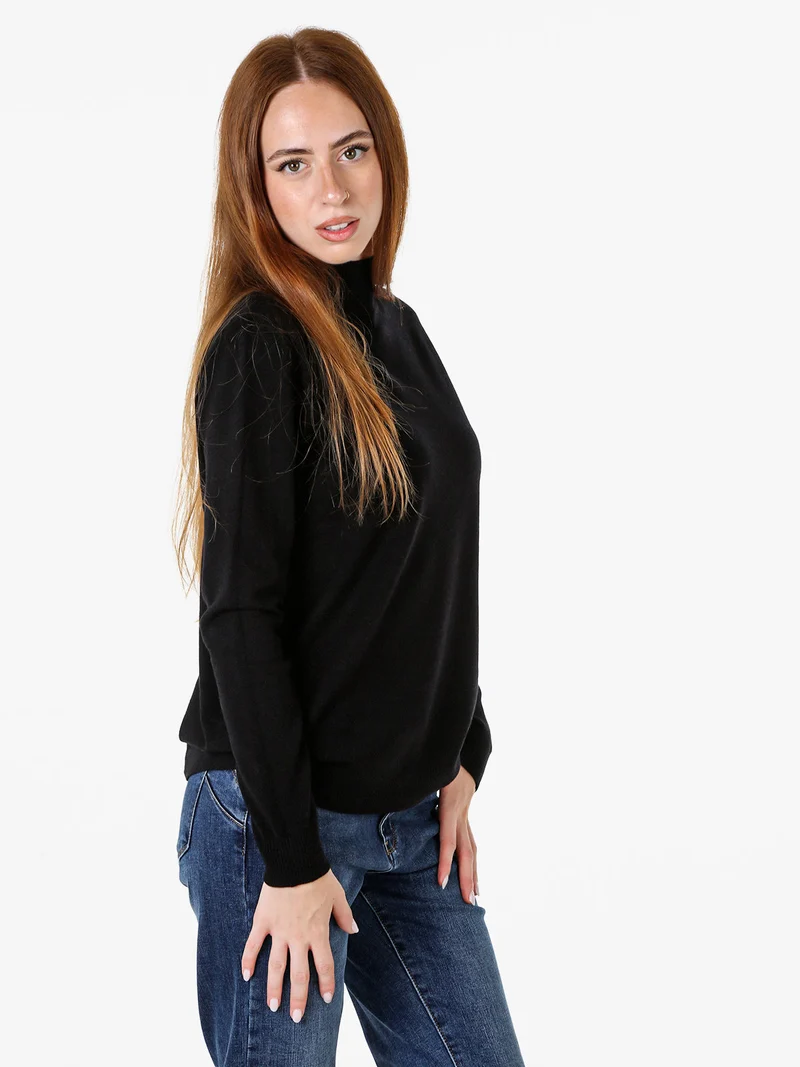 Maglia da donna con scollo a lupetto - nero