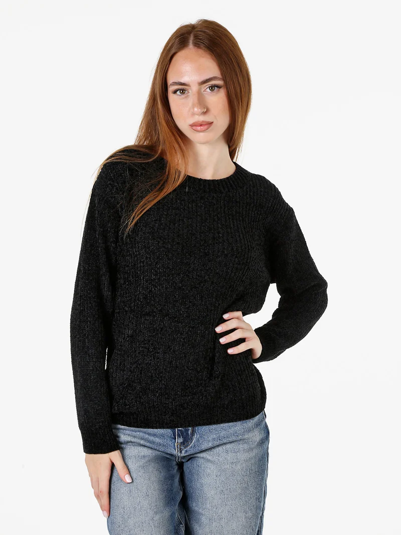 Maglione girocollo da donna in ciniglia - nero