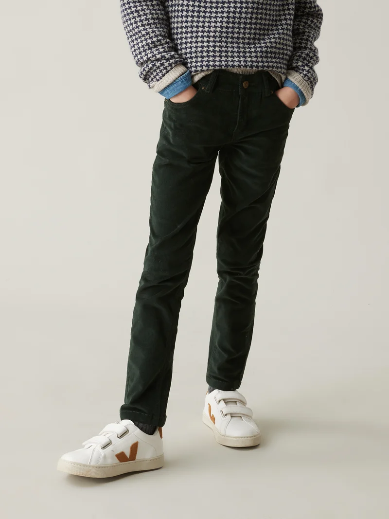Jungen Slim Fit Hose aus Velours