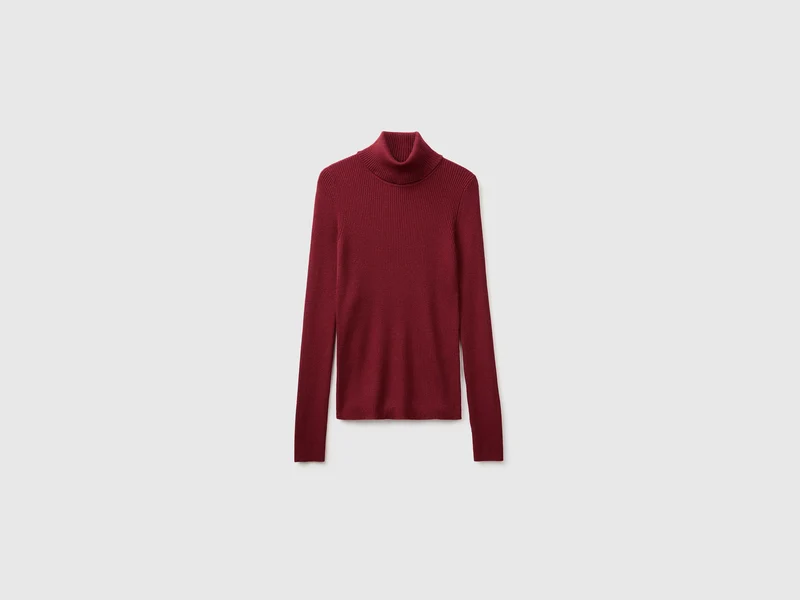 Rollkragenpullover aus einem Seiden-Woll-Gemisch mit Rippmuster