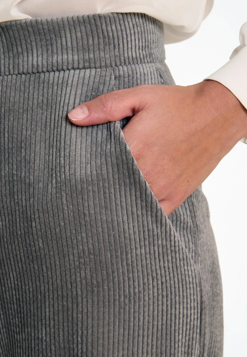 Cordhose Adima