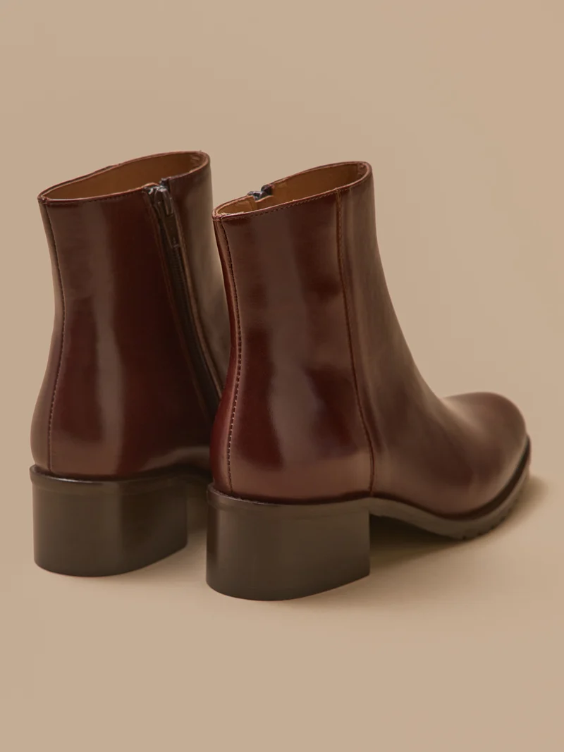 Damen-Stiefeletten mit Absatz aus Leder