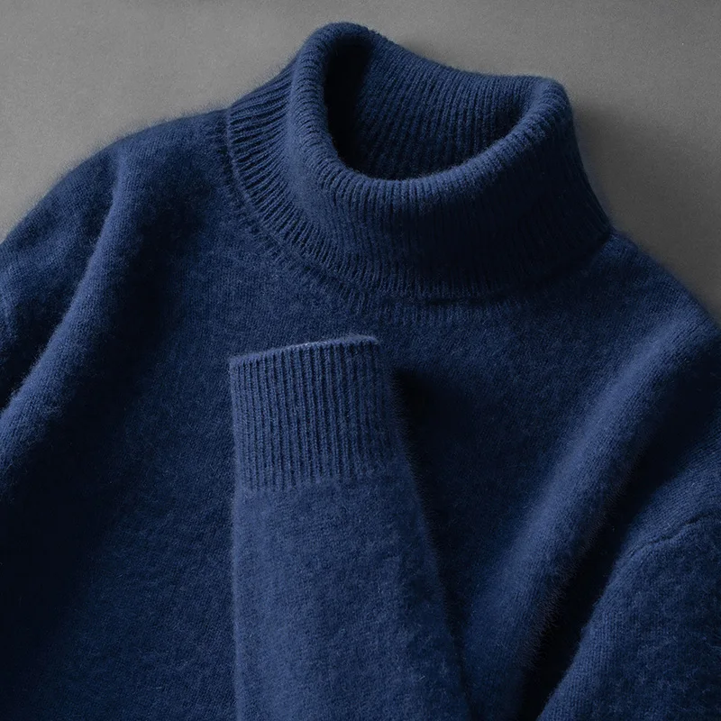 Elegant Cashmere Turtleneck