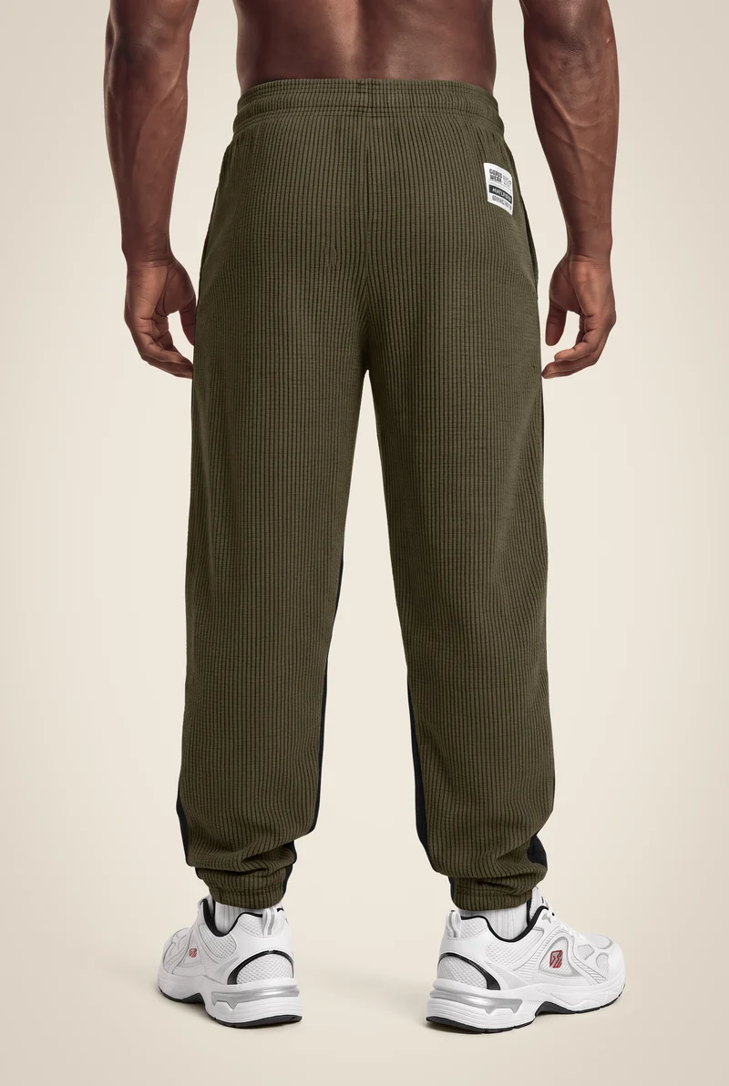 Augustine Old School Pants - Army Green