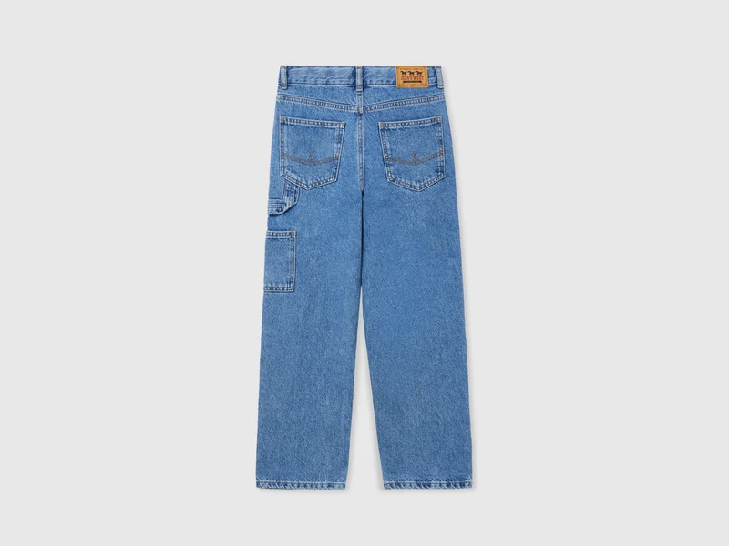 Jeans im Carpenter-Stil