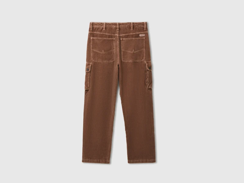 Cargohosen aus Cord im Used-Look