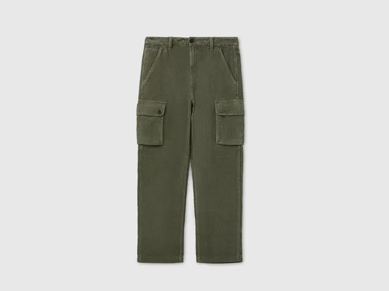 Cargohose aus Samt im Used-Look