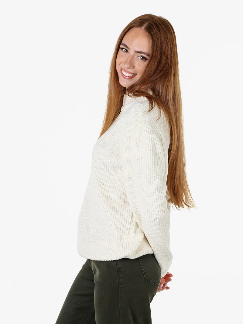 Maglione accollato da donna in ciniglia - panna
