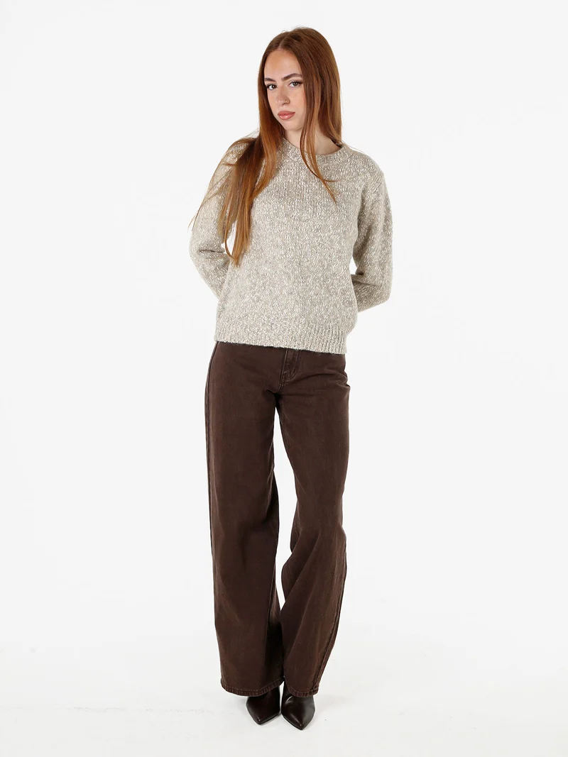 Maglione girocollo da donna in filato bouclè - beige
