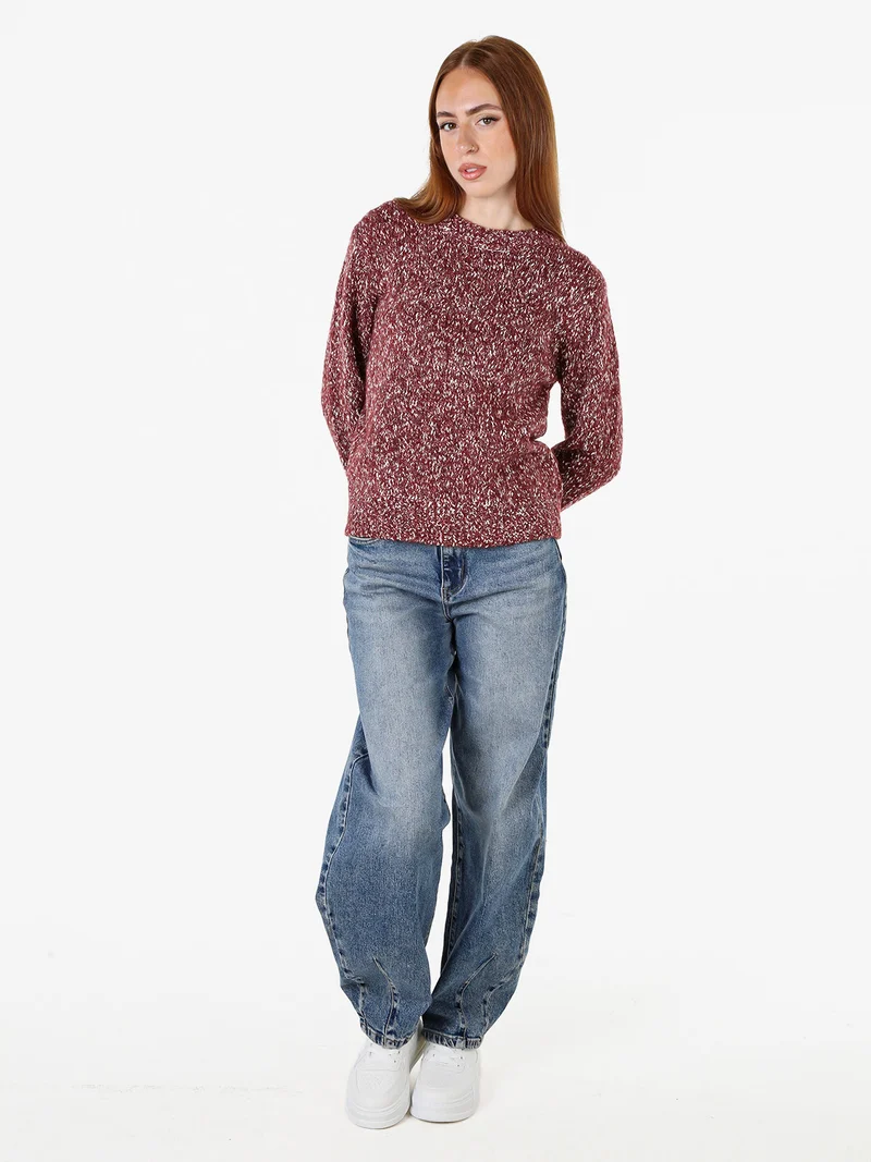 Maglione girocollo da donna in filato bouclè - bordeaux