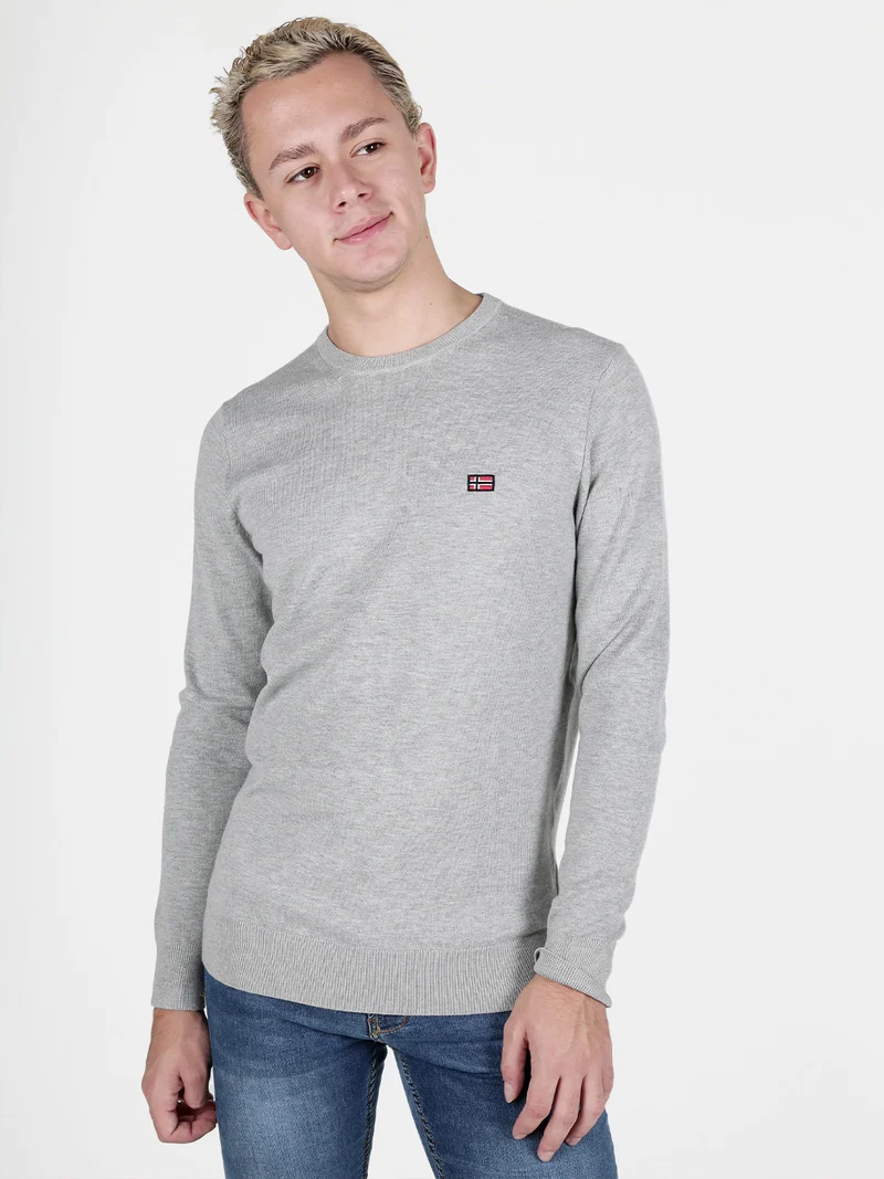 Pullover girocollo da uomo in maglia tinta unita - grigio chiaro