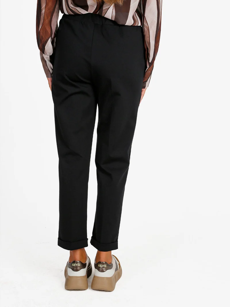 Pantaloni donna casual con risvolto - nero
