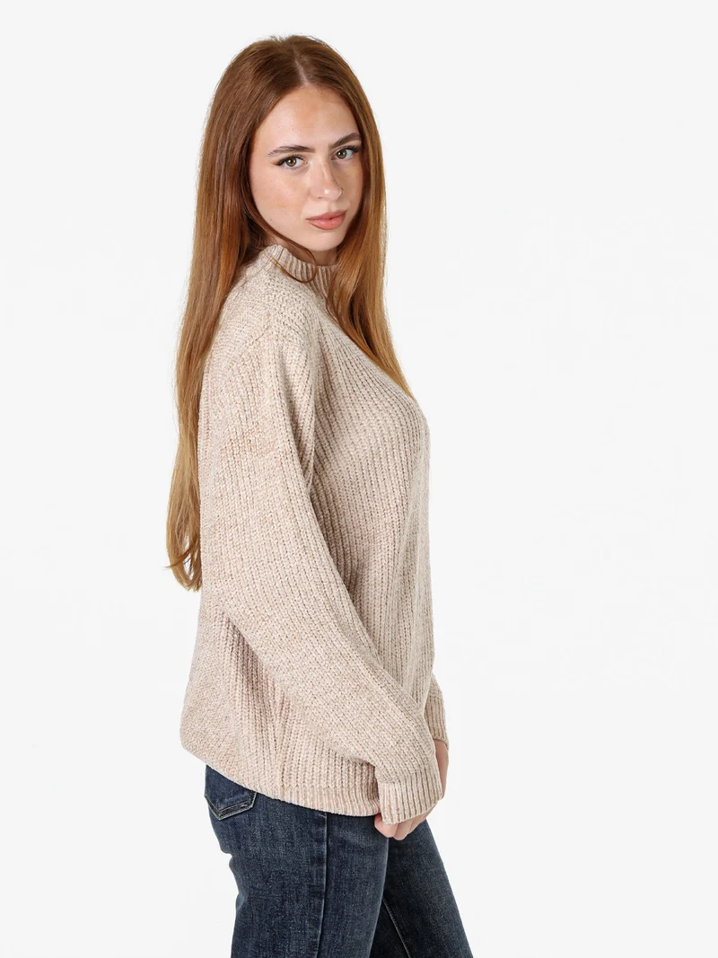 Maglione accollato da donna in ciniglia - beige