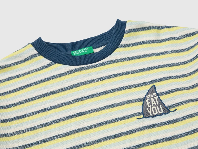 Übergroßes gestreiftes Sweatshirt