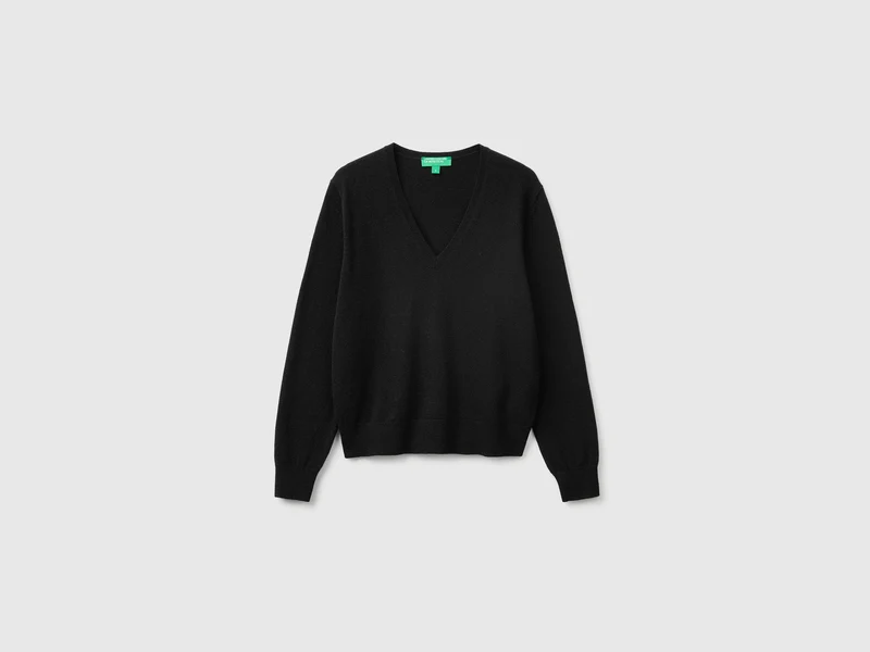 Schwarzer V-Ausschnitt-Pullover aus reiner Merinowolle