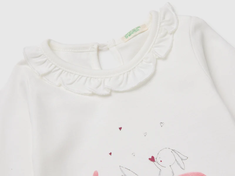 T-Shirt mit Rüschen am Halsausschnitt