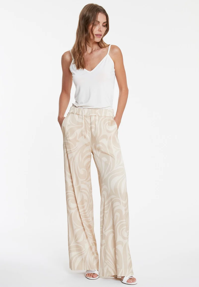 Satinhose Waposa