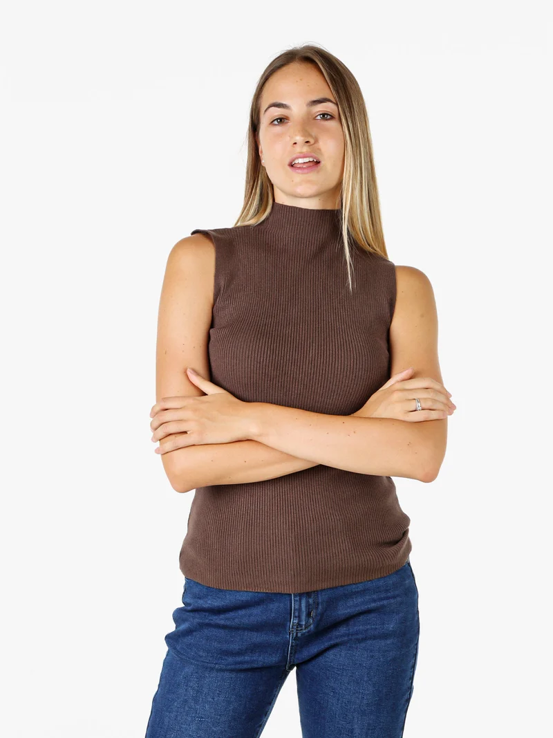 Maglia smanicata da donna con scollo a lupetto - moro