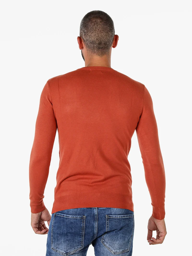 Maglia girocollo da uomo in tinta unita - cuoio