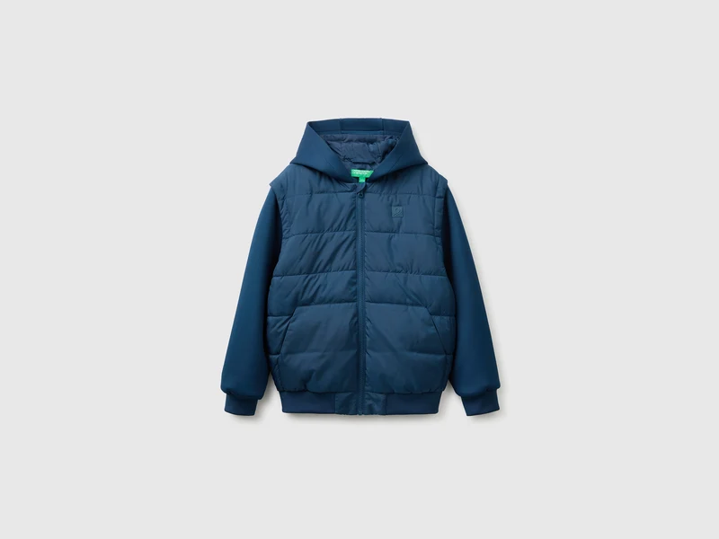 Jacke mit abnehmbaren Ärmeln