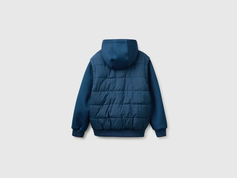 Jacke mit abnehmbaren Ärmeln