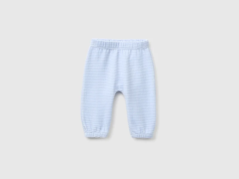 Chenille-Hose mit Stickerei
