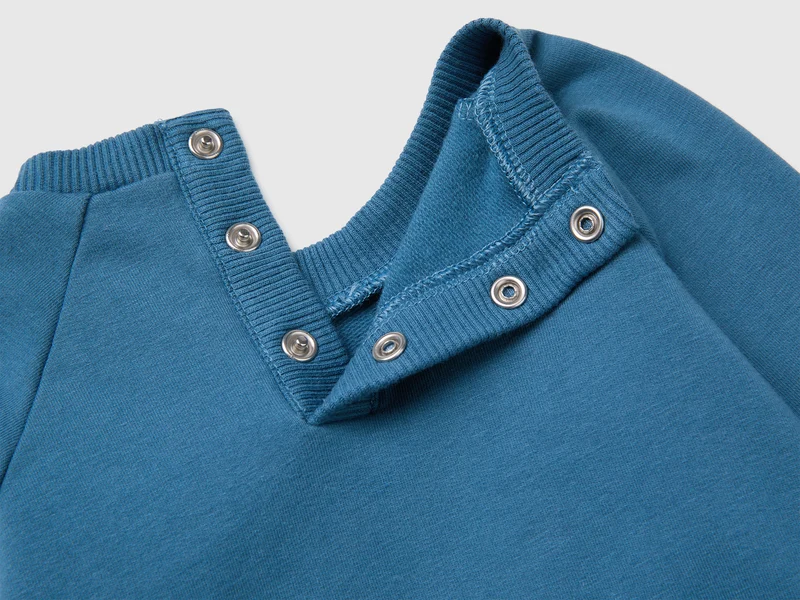 Sweatshirt mit Nylontasche