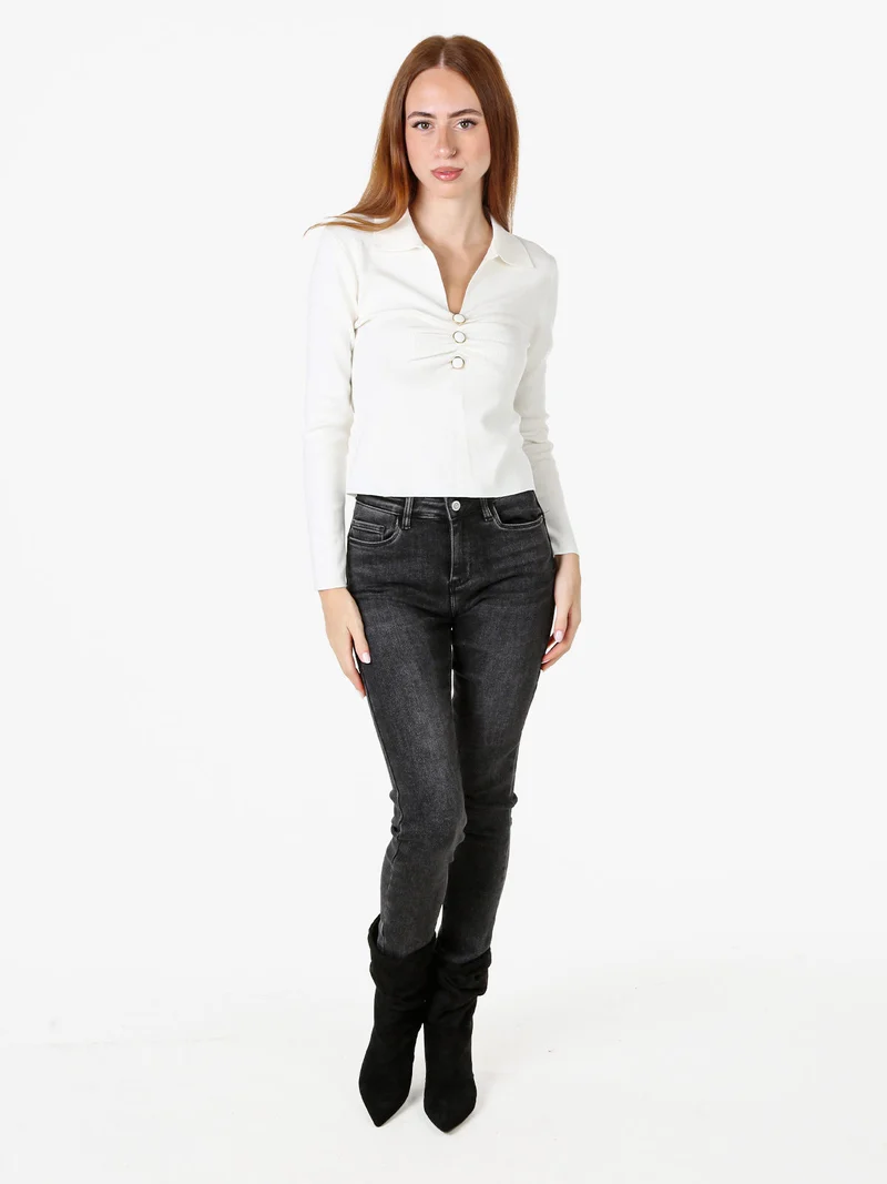 Maglia donna con scollo a V e colletto - bianco
