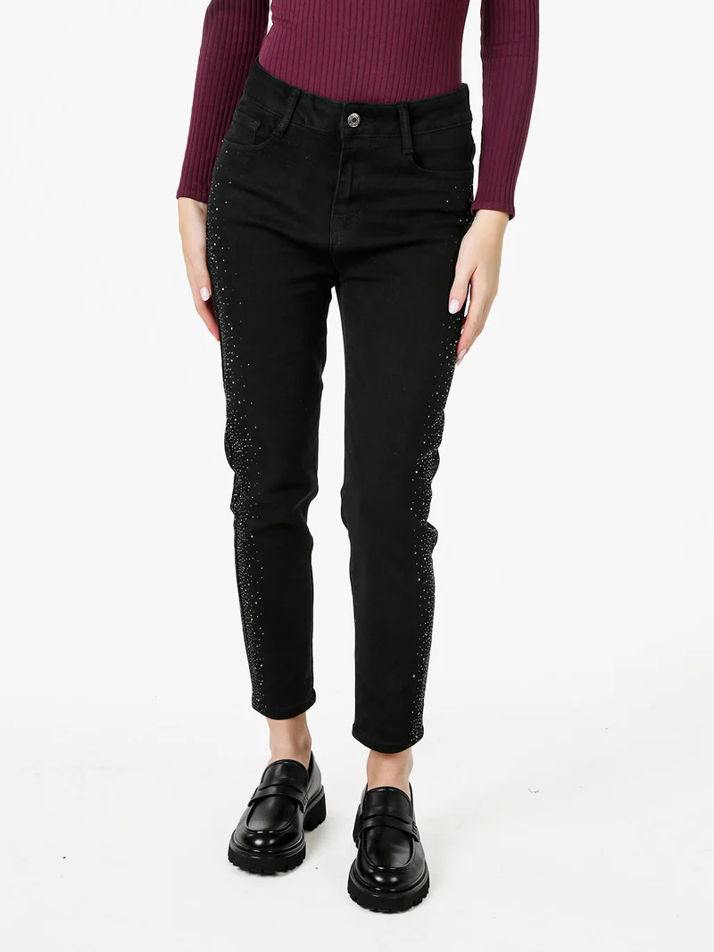 Jeans donna slim fit con dettagli laterali micro borchie - nero