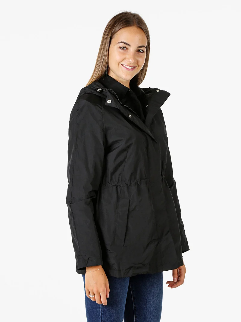 Giacca a vento da donna con cappuccio e zip - nero