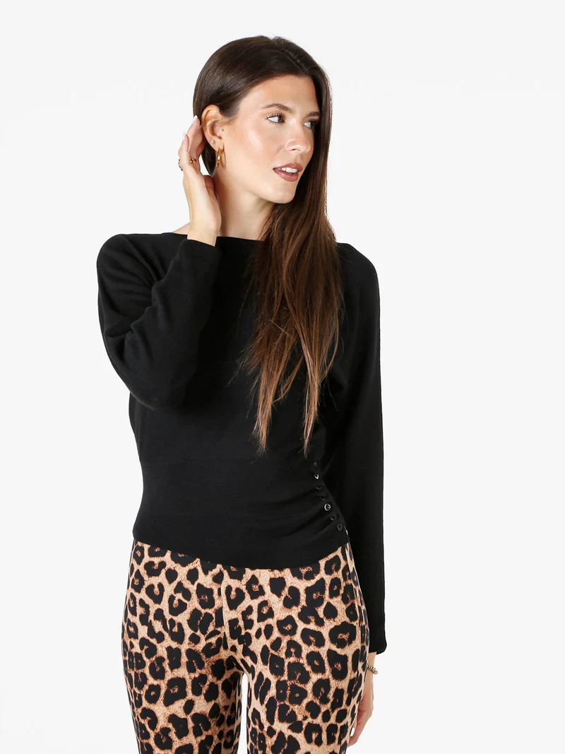 Maglia donna con scollo a barchetta e maniche a pipistrello - nero