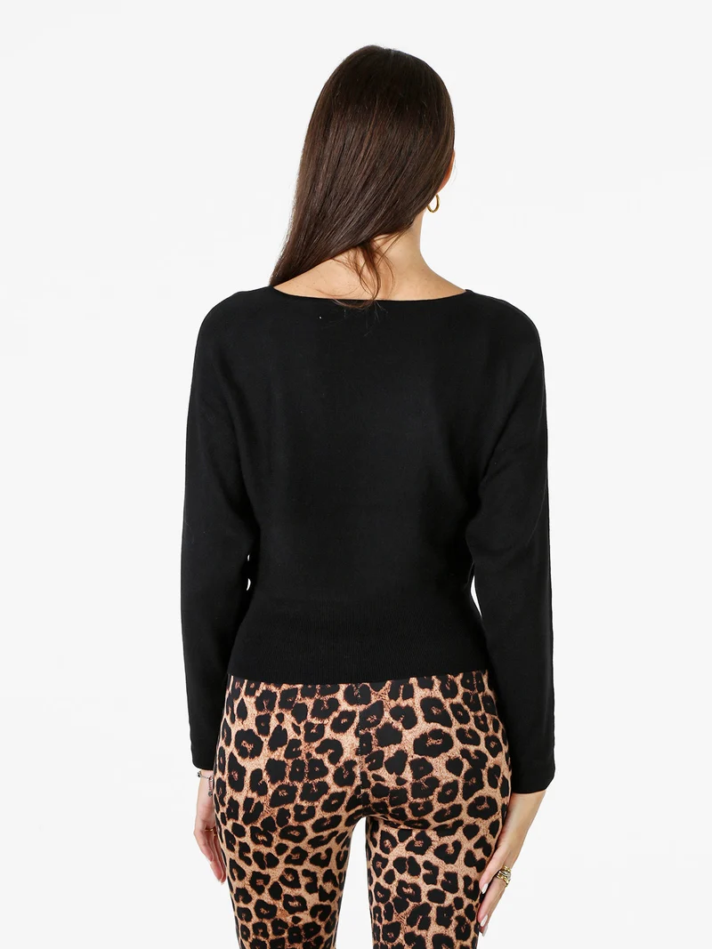 Maglia donna con scollo a barchetta e maniche a pipistrello - nero