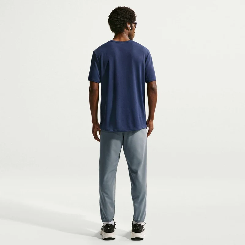NIKE Herren T-Shirt Miler