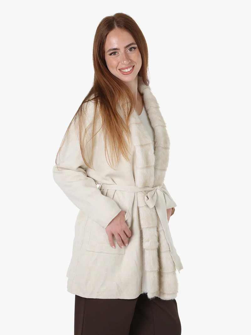 Cardigan donna in maglia con cintura e dettagli in ecopelliccia - panna