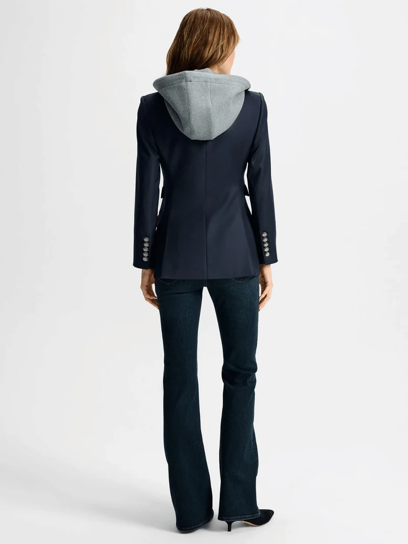 Nalani Blazer
